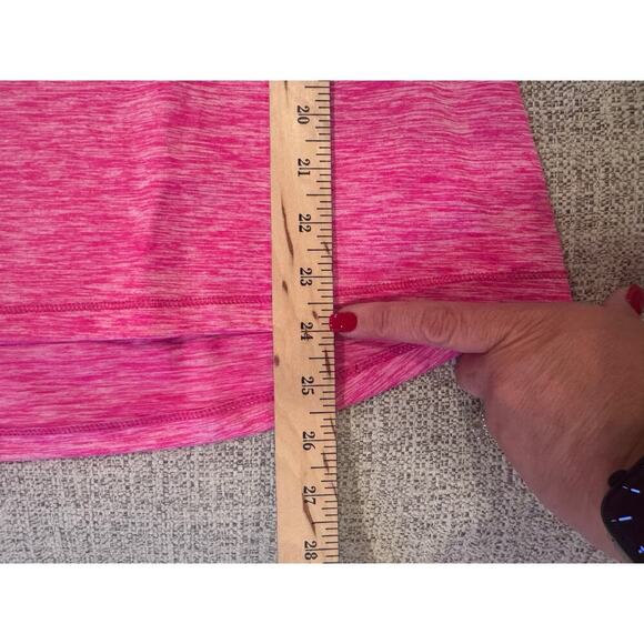 Umbro Women's Pink V-Neck Short Sleeve Performance Athletic Top Shirt Workout  L - Picture 7 of 8